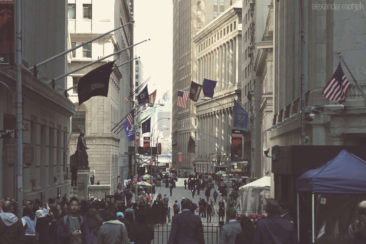 Foto von Blick auf die belebten Strassen der Wall Street